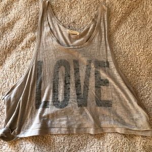 🌼🌸LOVE tank top.